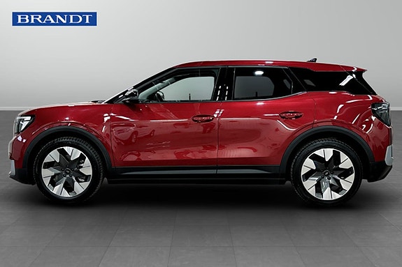 Ford Explorer 3 of 5