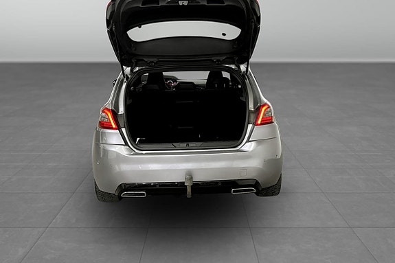 Peugeot 308 18 of 20