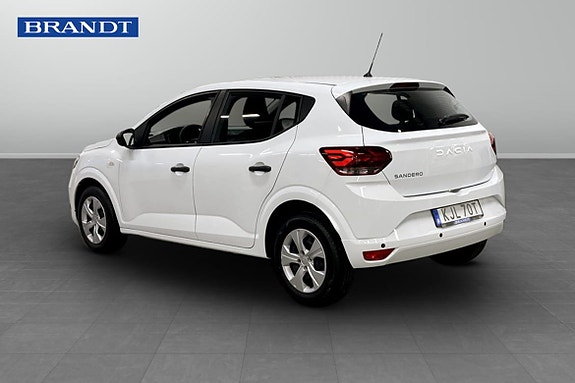 Dacia Sandero 2 of 5