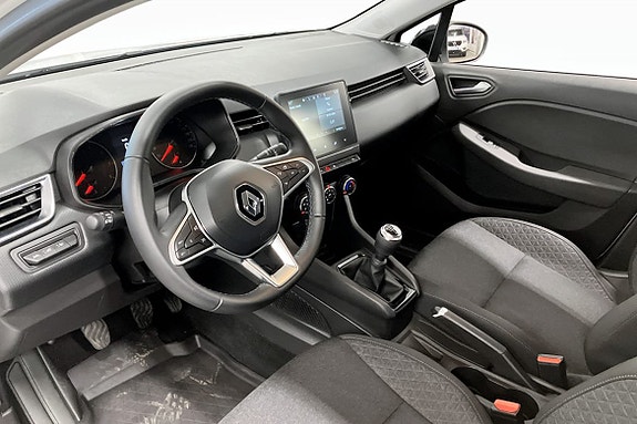 Renault Clio 6 of 10