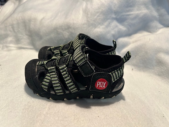 Product image 13 of 33
