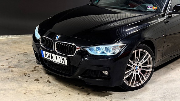 BMW 335d 2 of 5
