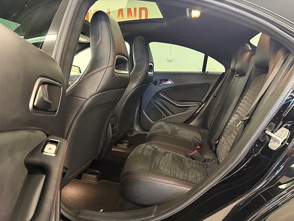 Mercedes-Benz CLA220 d 12 of 27