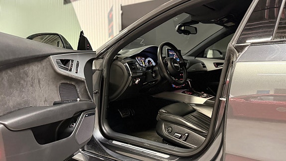 Audi A7 9 of 23