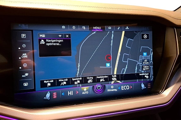 Volkswagen Touareg 14 of 14