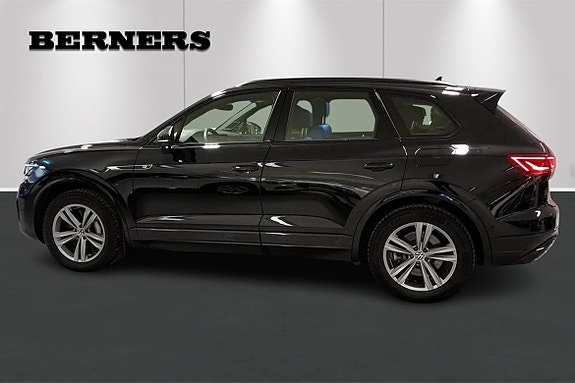 Volkswagen Touareg 2 of 14