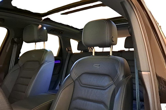 Volkswagen Touareg 9 of 14