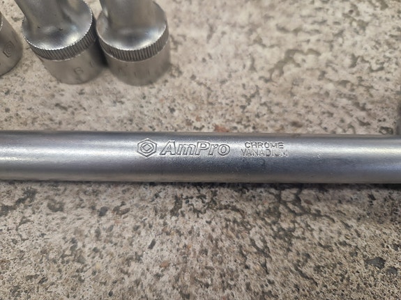 Product image 2 of 7