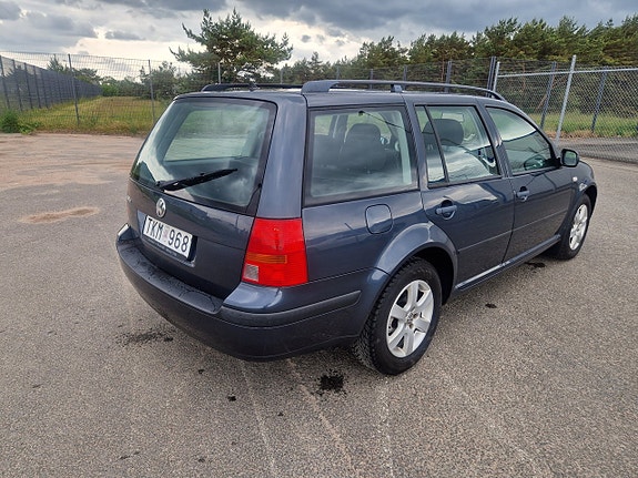 Volkswagen Golf-Serie 4 of 7
