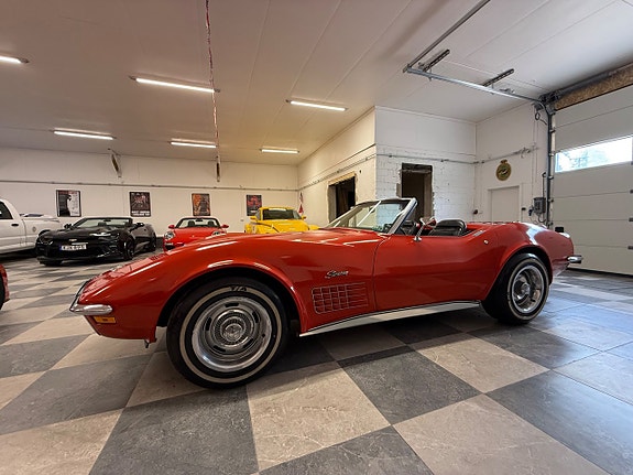 Chevrolet Corvette 9 of 24