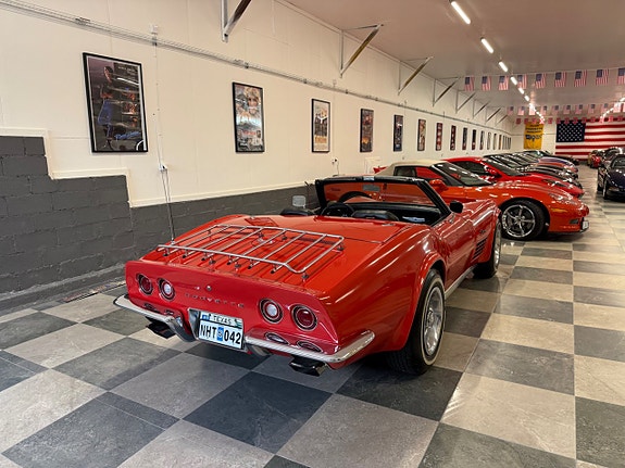 Chevrolet Corvette 5 of 24