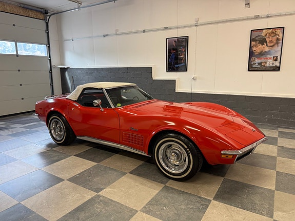 Chevrolet Corvette 15 of 24