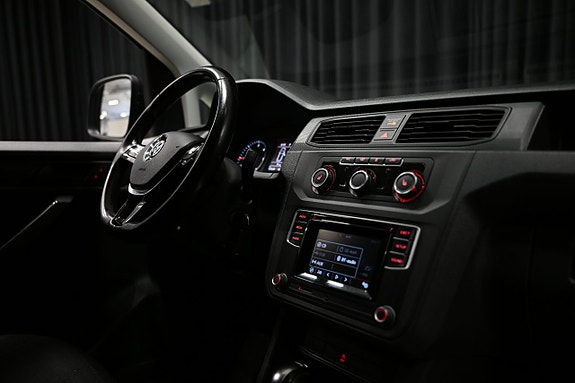 Volkswagen Caddy 23 of 23