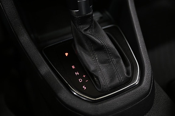 Volkswagen Caddy 21 of 23