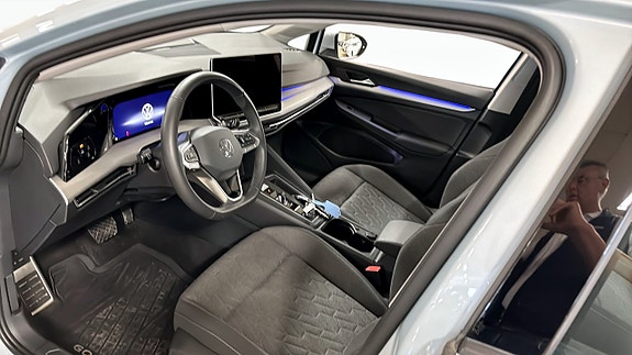 Volkswagen Golf I 7 of 12