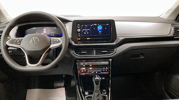 Volkswagen T-Cross 7 of 9