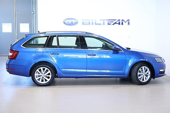 Skoda Octavia 3 of 5