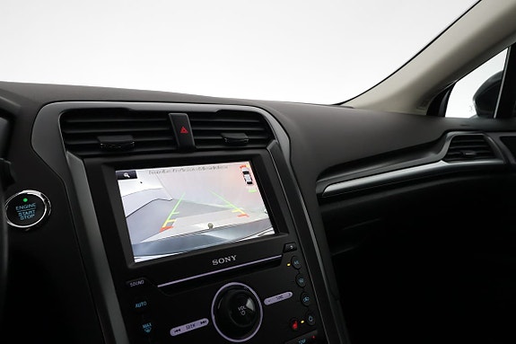 Ford Mondeo 13 of 18