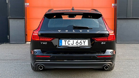 Volvo V60 6 of 21