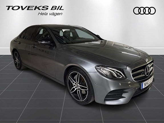 Mercedes-Benz E220 7 of 16
