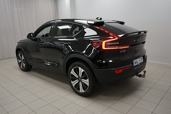 Volvo C40 3 of 5