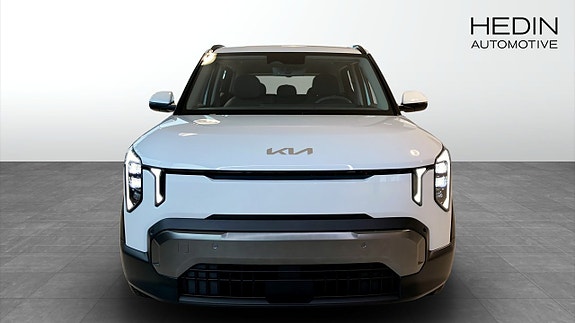 Kia EV2 8 of 12