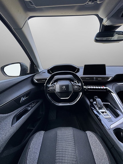 Peugeot 5008 13 of 22