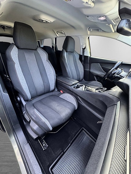 Peugeot 5008 14 of 22