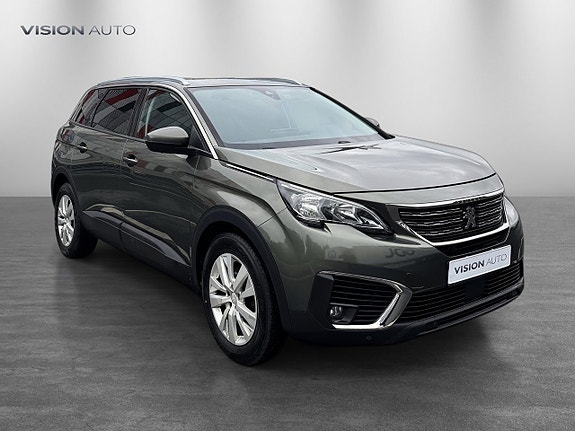 Peugeot 5008 3 of 5
