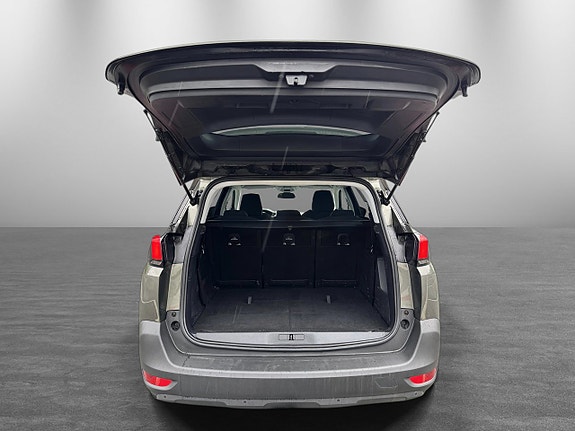 Peugeot 5008 21 of 22