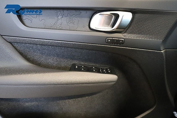Volvo EX40 19 of 20