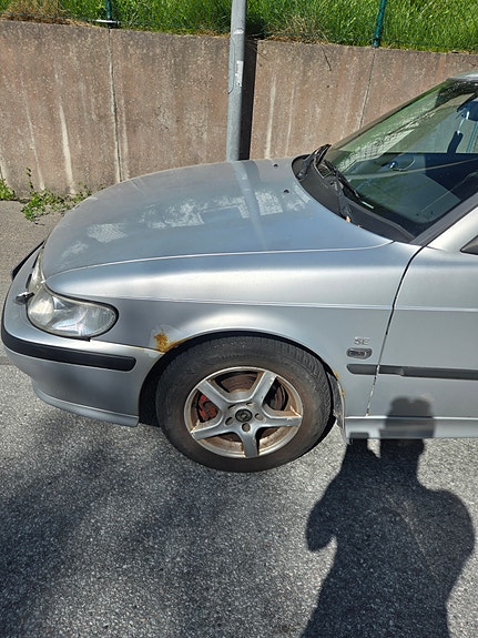 Saab 9-3 2 of 9