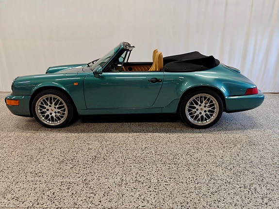 Porsche 911 2 of 5