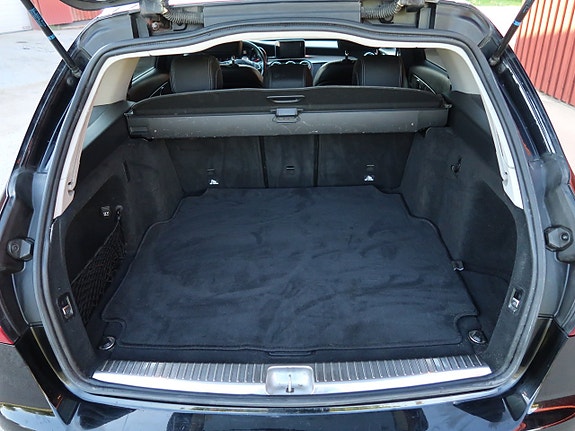 Mercedes-Benz C220 d 10 of 16