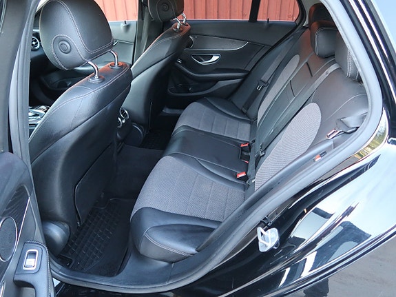 Mercedes-Benz C220 d 9 of 16
