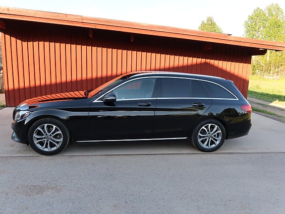 Mercedes-Benz C220 d 7 of 16