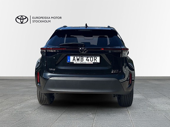Toyota Yaris Cross 4 of 14