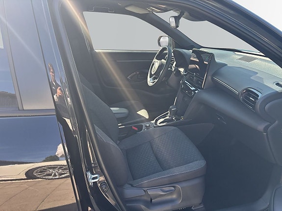 Toyota Yaris Cross 6 of 14