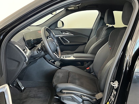 BMW iX2 5 of 5