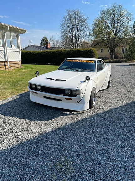 Toyota Celica 3 of 5