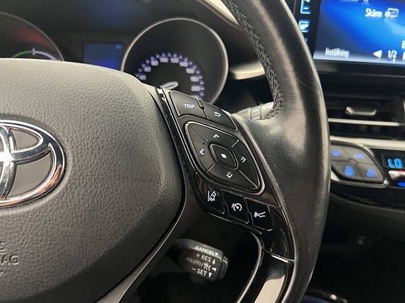 Toyota C-HR 18 of 27