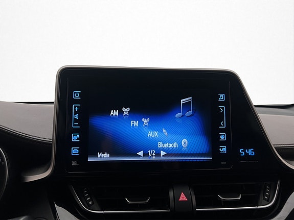 Toyota C-HR 21 of 27