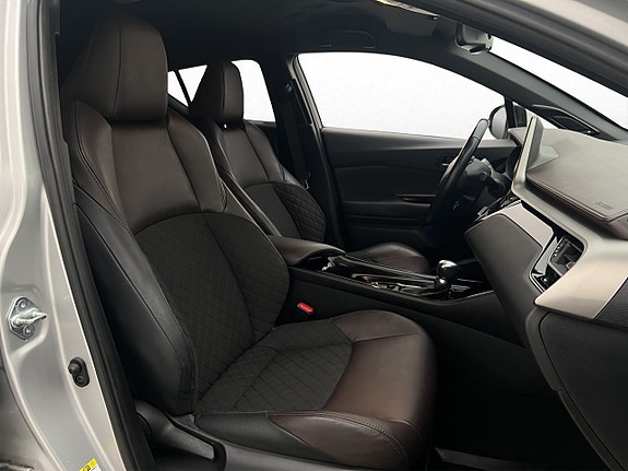 Toyota C-HR 9 of 27