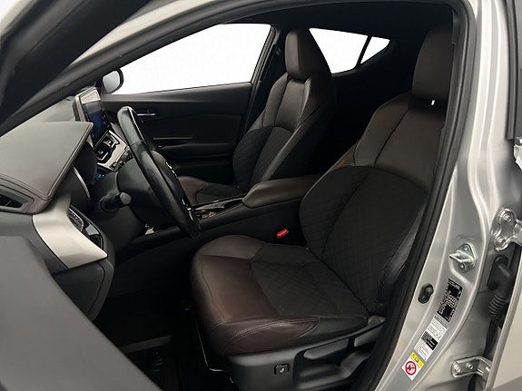 Toyota C-HR 11 of 27