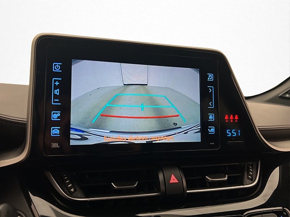 Toyota C-HR 13 of 27