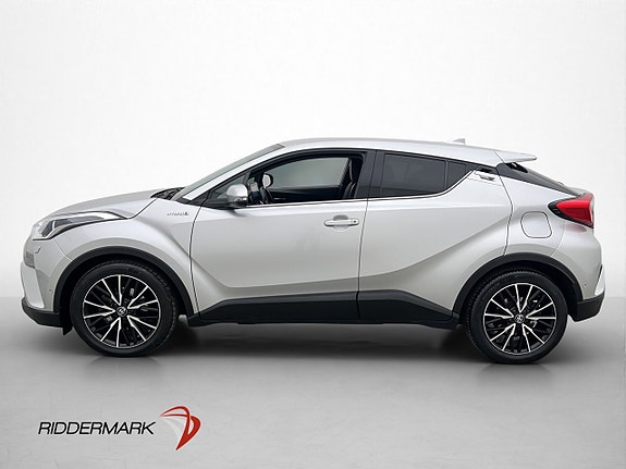 Toyota C-HR 4 of 27