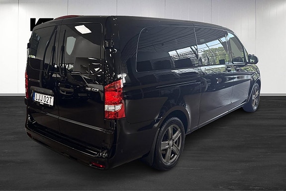 Mercedes-Benz eVito Tourer 3 of 5