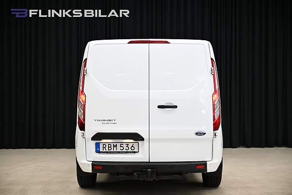 Ford Transit Custom 14 of 30
