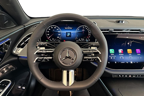 Mercedes-Benz E300 e 10 of 11