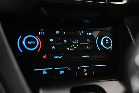 Ford Transit Connect 22 of 29